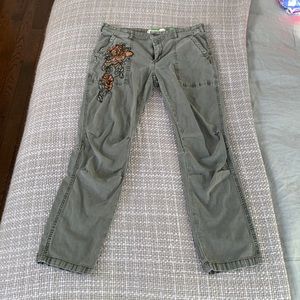 Anthropologie embellished capris with a flower beading